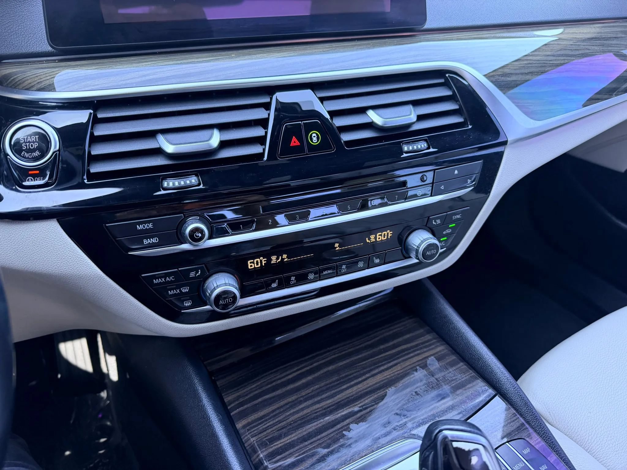 Used 2018 BMW 540i w/ Premium Package RWD image 14