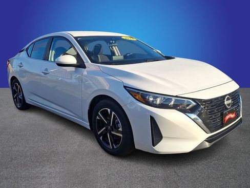 Used 2024 Nissan Sentra SV FWD image 3