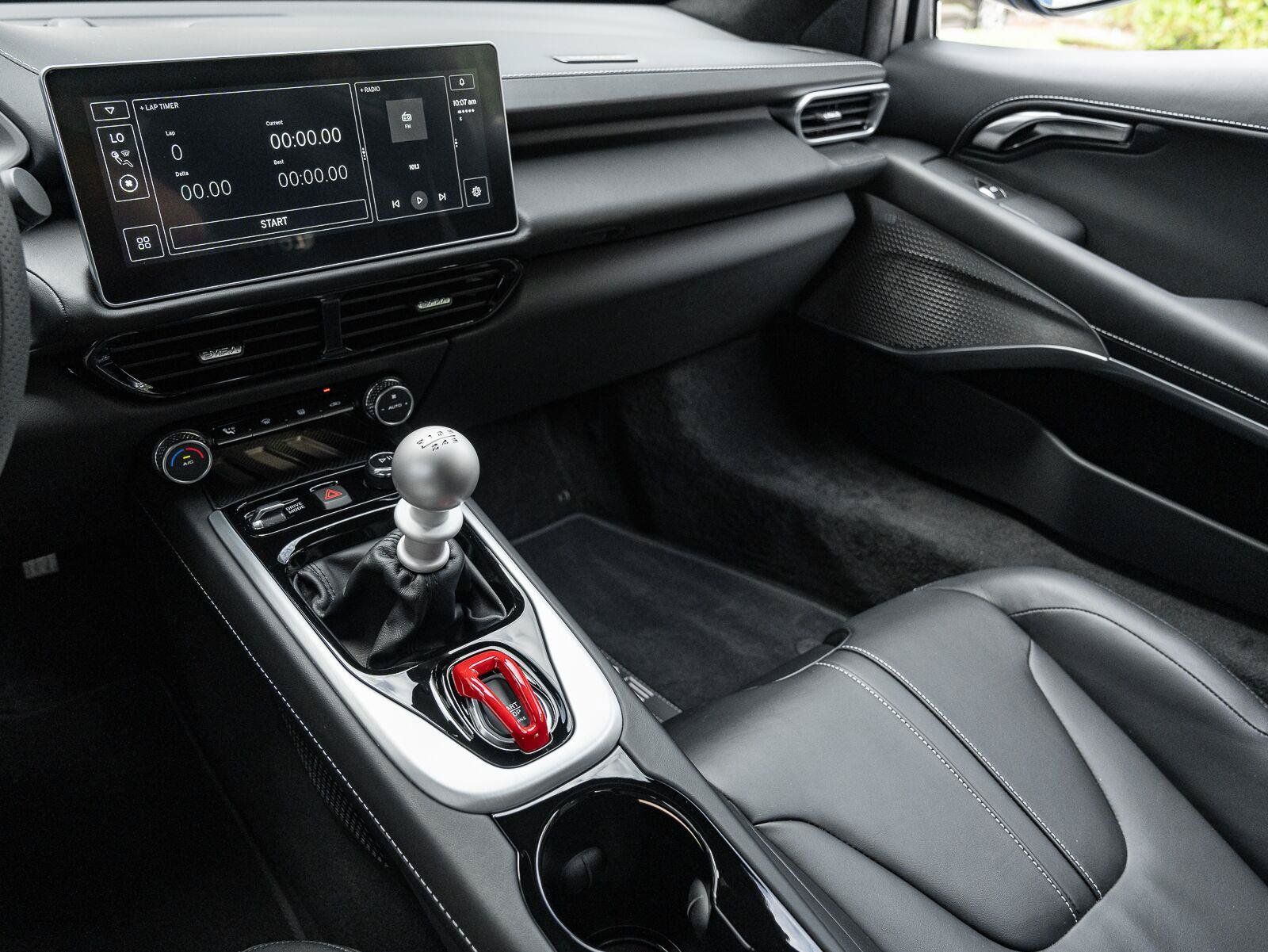 Used 2025 Lotus Emira RWD image 15