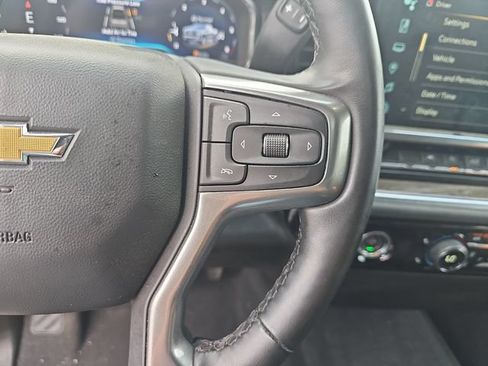 Used 2023 Chevrolet Silverado 1500 LT AWD/4WD image 14
