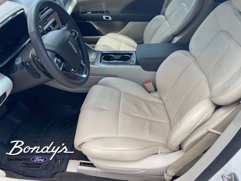 Used 2019 Lincoln Continental Select FWD image 10