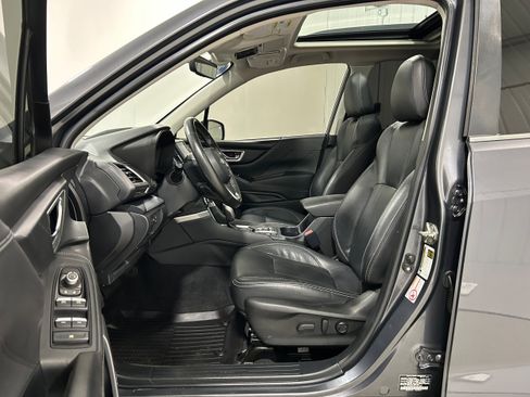 Used 2020 Subaru Forester Limited w/ Popular Package #3 AWD/4WD image 4