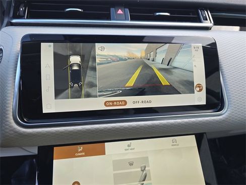 Used 2021 Land Rover Range Rover Velar R-Dynamic S image 26