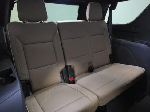 Used 2024 Chevrolet Tahoe Premier RWD image 8
