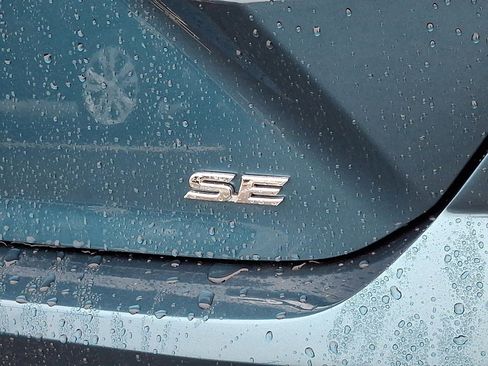 Used 2026 Toyota Camry SE image 31