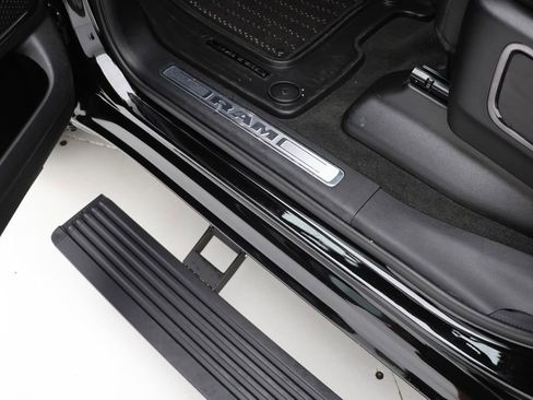 Used 2023 RAM 1500 Limited w/ Body Color Bumper Group AWD/4WD image 21