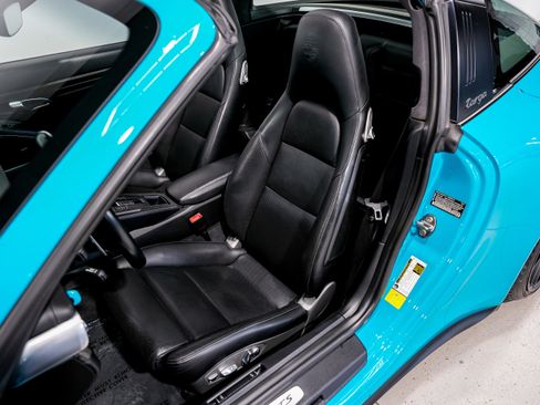 Used 2017 Porsche 911 Targa 4 GTS image 21