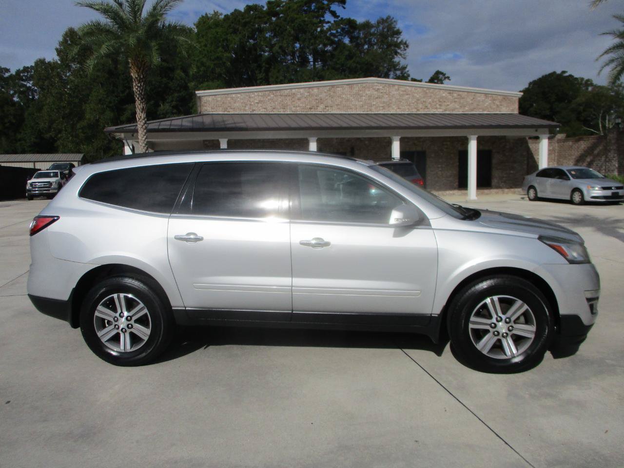 Used 2016 Chevrolet Traverse LT FWD image 26