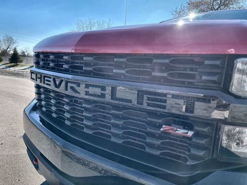 Used 2021 Chevrolet Silverado 1500 Custom Trail Boss w/ LPO, Dark Essentials Package image 30