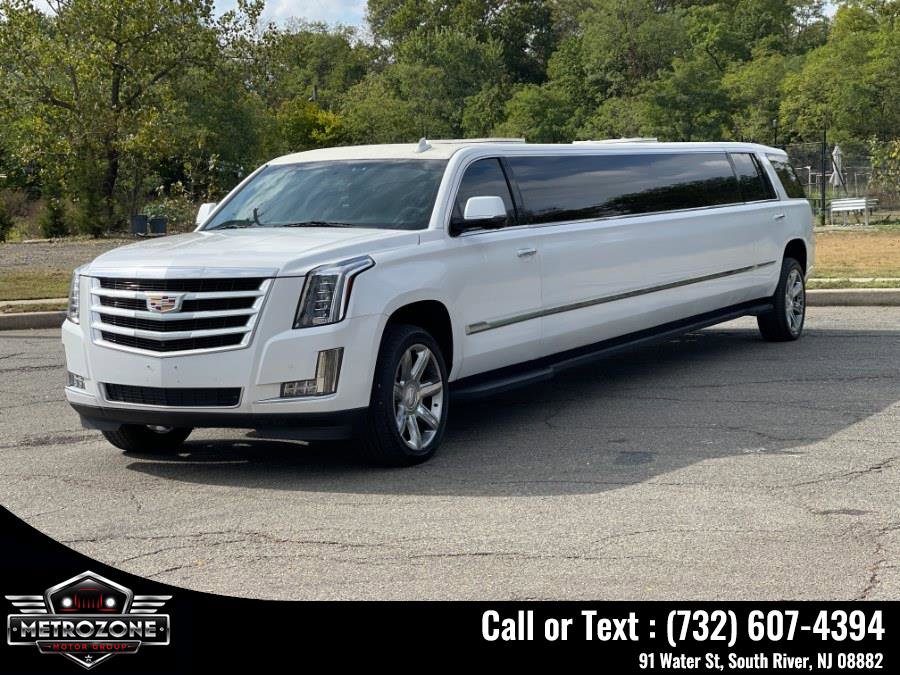 Used 2016 Cadillac Escalade 2WD image 1
