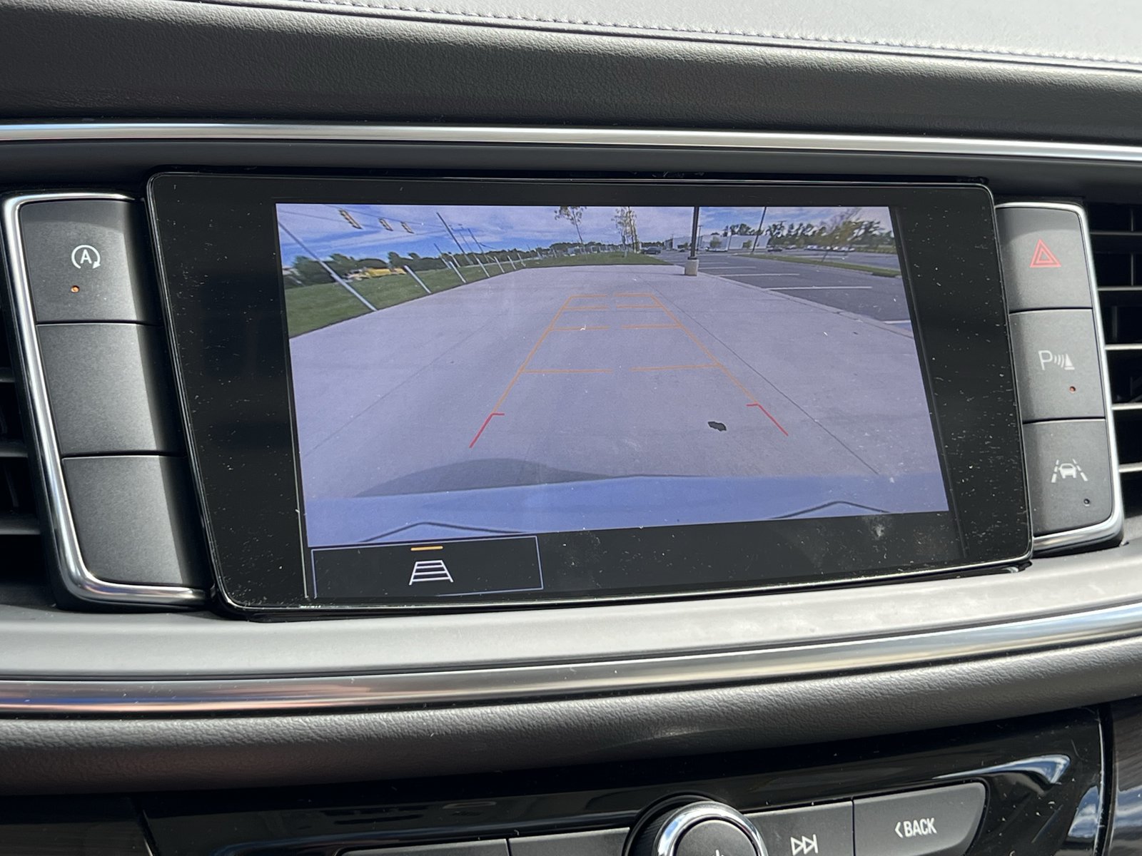 Used 2023 Buick Enclave Essence w/ Experience Buick Package FWD image 24