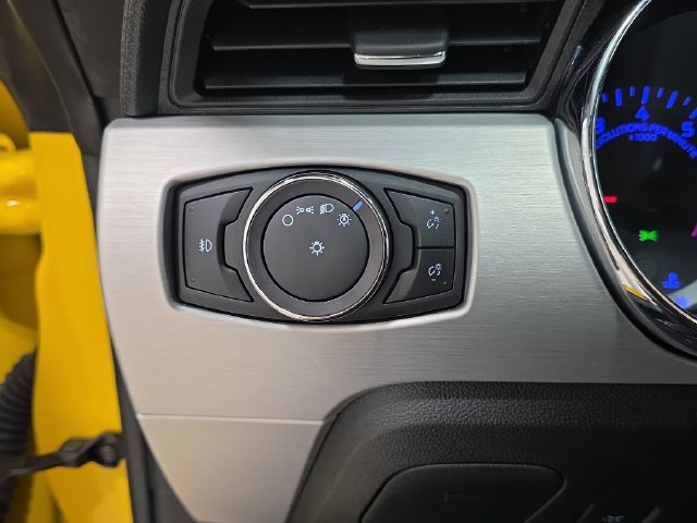 Used 2015 Ford Mustang GT Premium RWD image 22