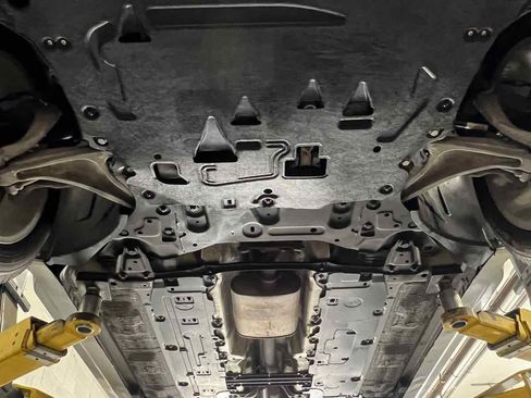 Used 2016 Volvo XC90 T6 Momentum w/ Momentum Plus Package image 27