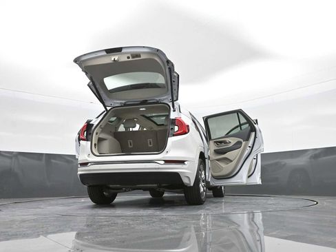 Used 2024 GMC Terrain Denali w/ Denali Premium Package image 51