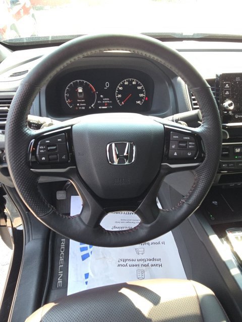Used 2024 Honda Ridgeline Black Edition image 13