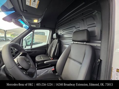 New 2026 Mercedes-Benz Sprinter 2500 image 13