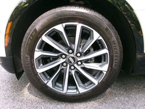 Used 2024 Cadillac Lyriq Sport AWD/4WD image 36