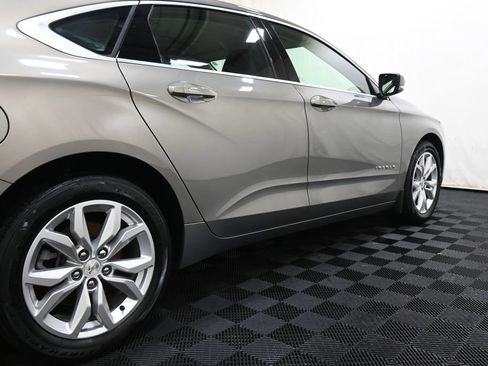 Used 2018 Chevrolet Impala LT FWD image 18