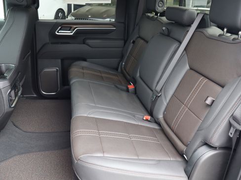 New 2025 Chevrolet Silverado 2500 High Country w/ Technology Package image 24