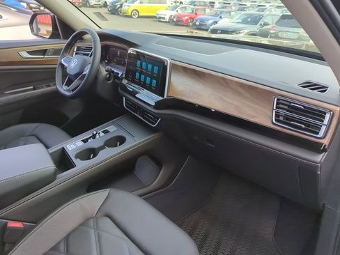 New 2026 Volkswagen Atlas SE image 34