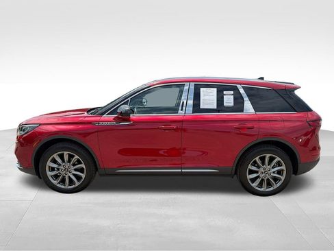 Used 2022 Lincoln Corsair AWD w/ Premium Package image 2