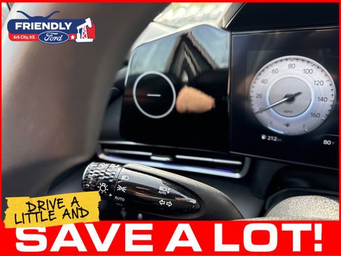 Used 2024 Hyundai Elantra SEL FWD image 39