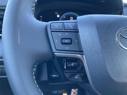 New 2026 Toyota Camry SE image 15