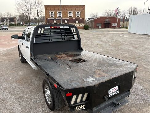 Used 2018 RAM 2500 Tradesman w/ Chrome Appearance Group image 13