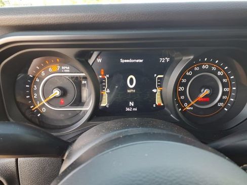 Used 2024 Jeep Wrangler Sport AWD/4WD image 15
