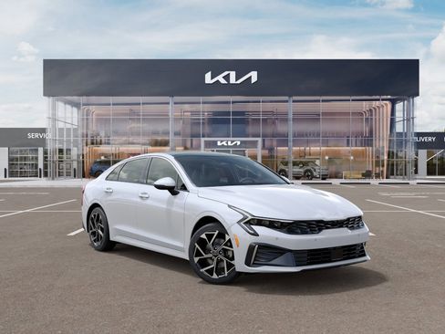 Used 2025 Kia K5 EX image 8