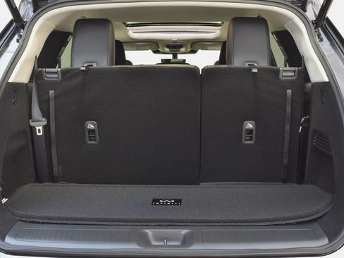Certified 2026 INFINITI QX60 Pure w/ Cargo Package AWD/4WD image 32