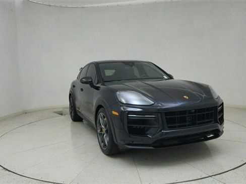 Used 2024 Porsche Cayenne Turbo GT image 67
