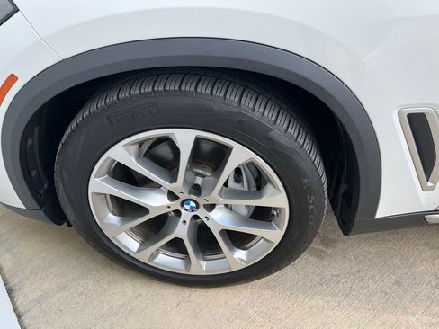 Used 2020 BMW X5 xDrive40i w/ Premium Package AWD/4WD image 11