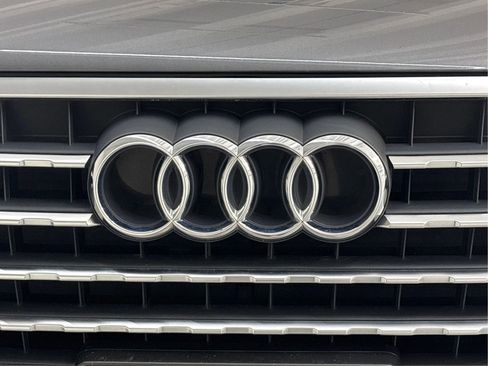 Used 2018 Audi Q7 3.0T Premium Plus w/ Premium Plus Package image 36