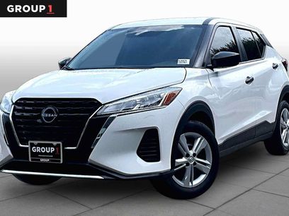 Certified 2025 Nissan Kicks Play S