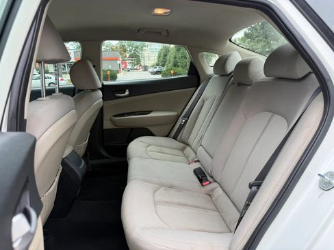 Used 2016 Kia Optima LX FWD image 14