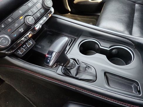 Used 2021 Dodge Durango R/T w/ Technology Group RWD image 12