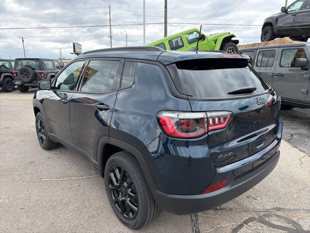 New 2026 Jeep Compass Latitude AWD/4WD image 6