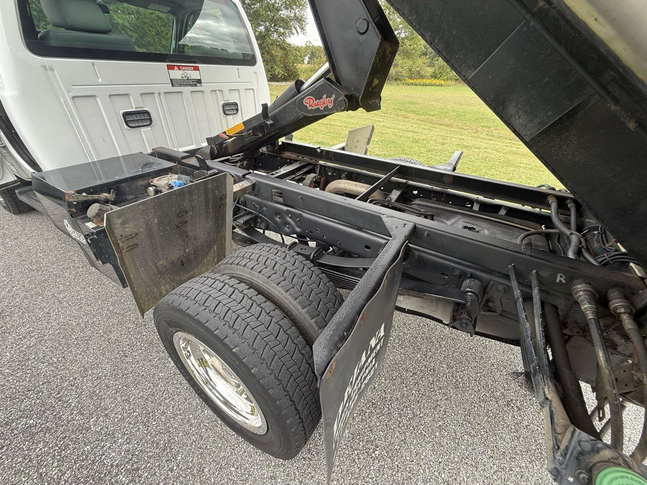 Used 2016 Ford F550 4x4 Regular Cab Super Duty image 14