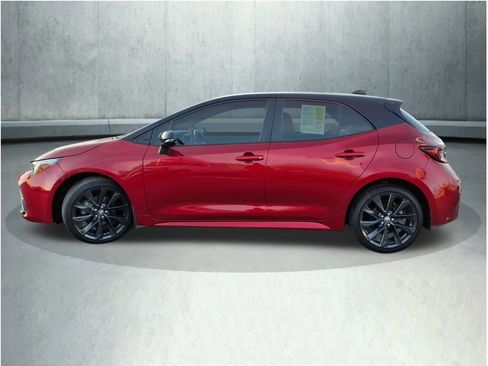 Used 2024 Toyota Corolla XSE image 4