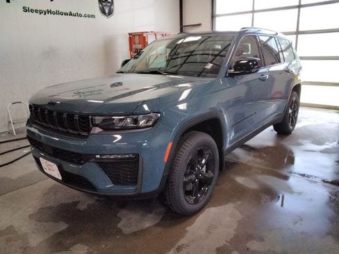 New 2026 Jeep Grand Cherokee L Limited AWD/4WD image 1