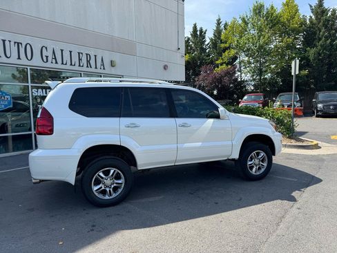 Used 2005 Lexus GX 470 AWD/4WD image 10