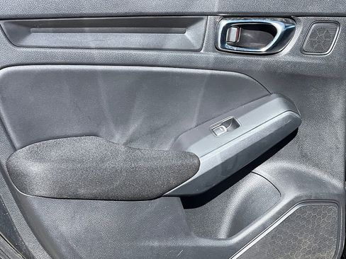 Used 2022 Honda Civic Sport image 8