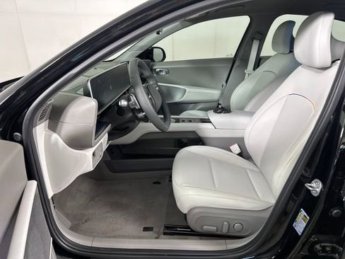 Used 2024 Hyundai Ioniq 6 SEL image 11