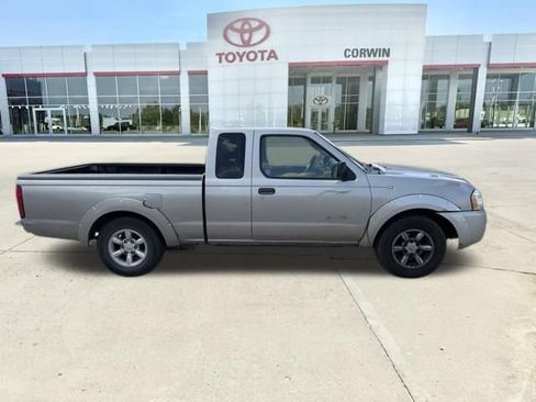 Used 2003 Nissan Frontier XE RWD image 2