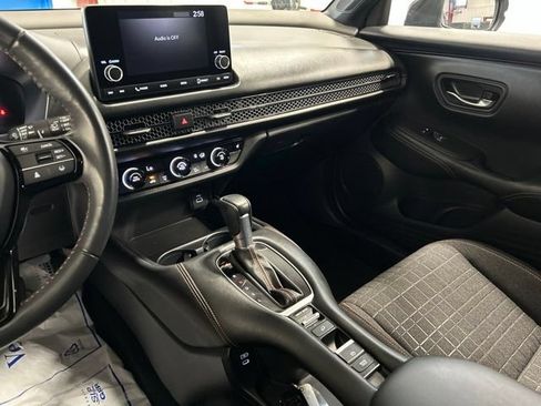 Certified 2024 Honda HR-V Sport image 28