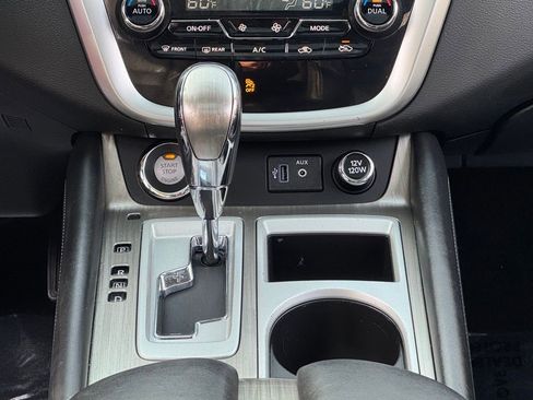 Used 2018 Nissan Murano Platinum image 16