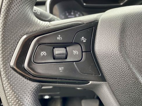 Used 2021 Chevrolet TrailBlazer LT w/ Convenience Package FWD image 21