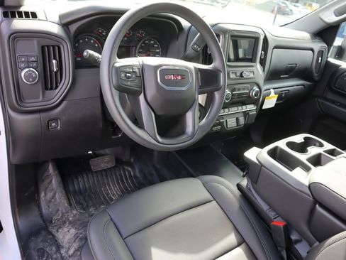 New 2026 GMC Sierra 2500 Pro w/ Convenience Package RWD image 7