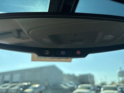 Used 2018 Chevrolet Silverado 1500 LT w/ All Star Edition image 39